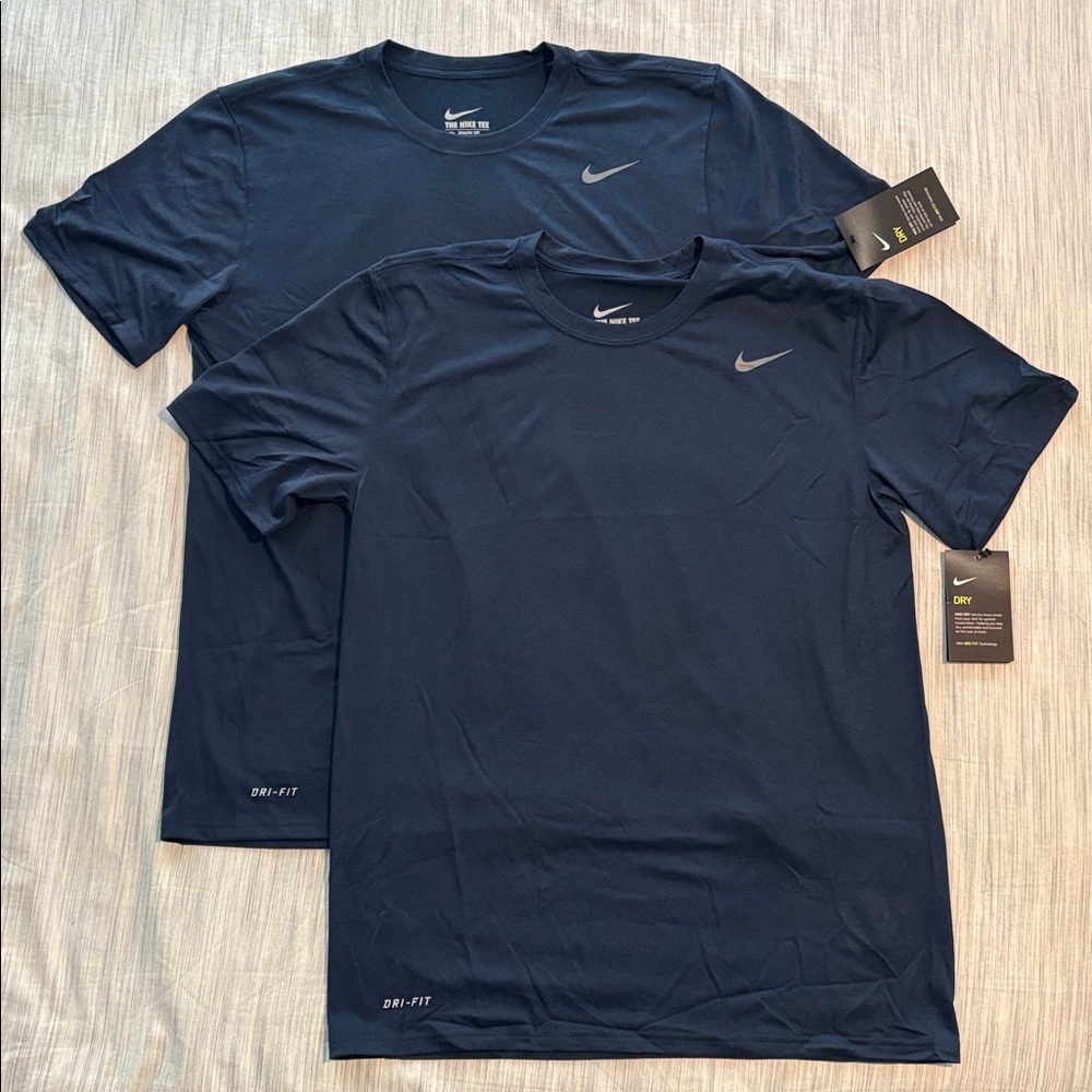 Nike Short Sleeve Dri-FIT Crew Tee SET OF TWO both in Navy Men’s Medium NWT